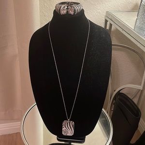 Statement Necklace and bracelet set